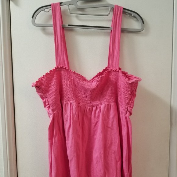 Thank top with back smocking. - Picture 6 of 7